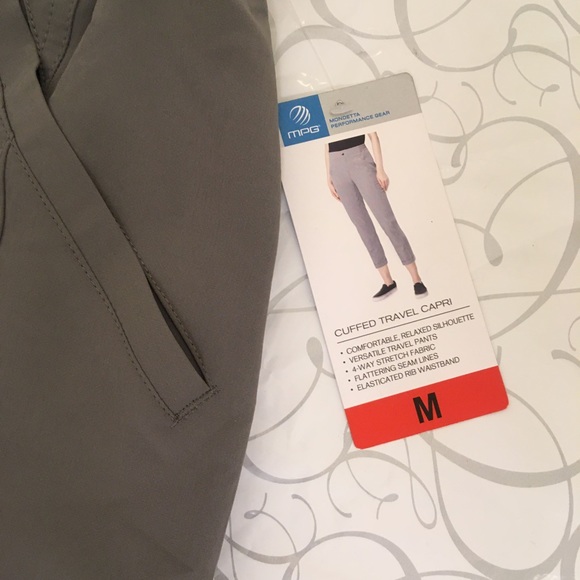 MPG | Cuffed Travel Capri Pants M NWT - Picture 3 of 4